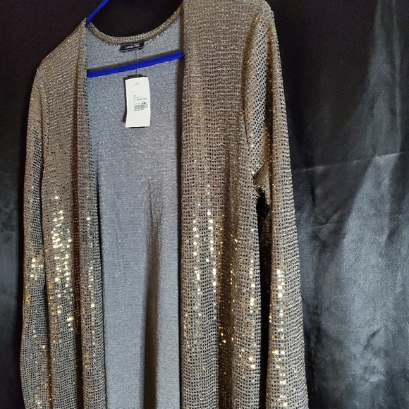 Cardigan - Picture 3 of 3